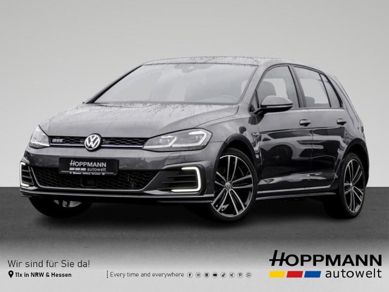 Indiumgrau metallic Gebraucht 2020 VW Golf VIII GTE Limousine | 18.990 € (Superpreis) - Bild 1/4