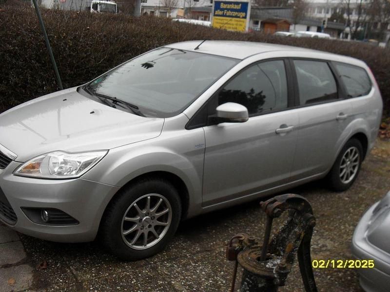 Gebraucht Ford Focus Sport 101 PS (74 kW) 2009 Silber Limousine