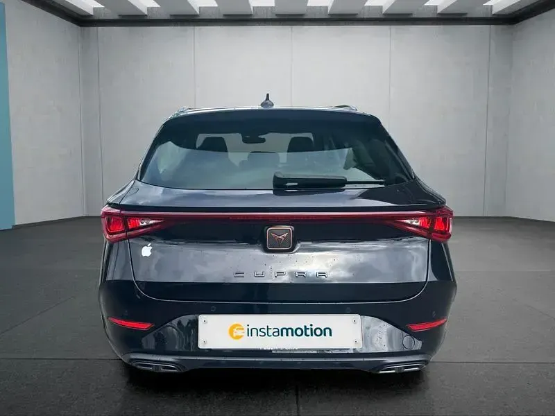 Używany Cupra Leon 300 KM (220 kW) 2023 Czarny Kombi