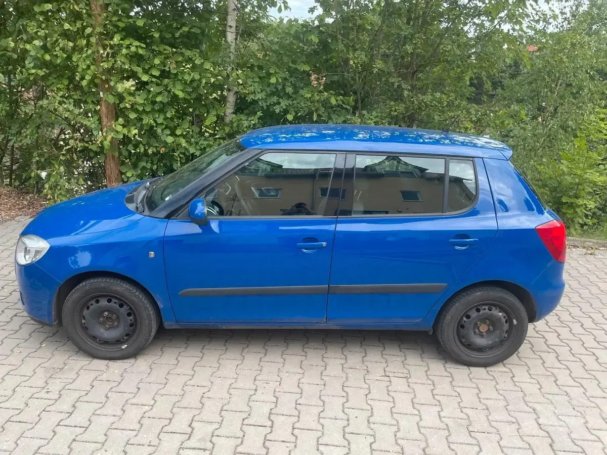 Gebraucht Skoda Fabia 105 PS (77 kW) 2009 Blau Kleinwagen