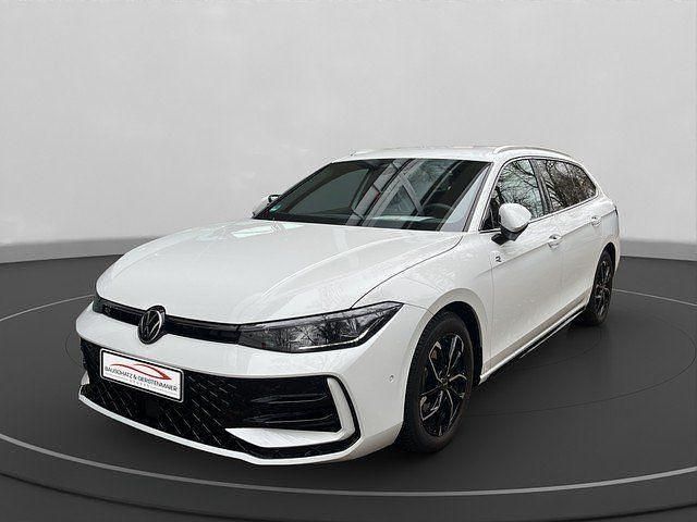 Gebraucht VW Passat R-line 193 PS (141 kW) 2025 Weiß Limousine