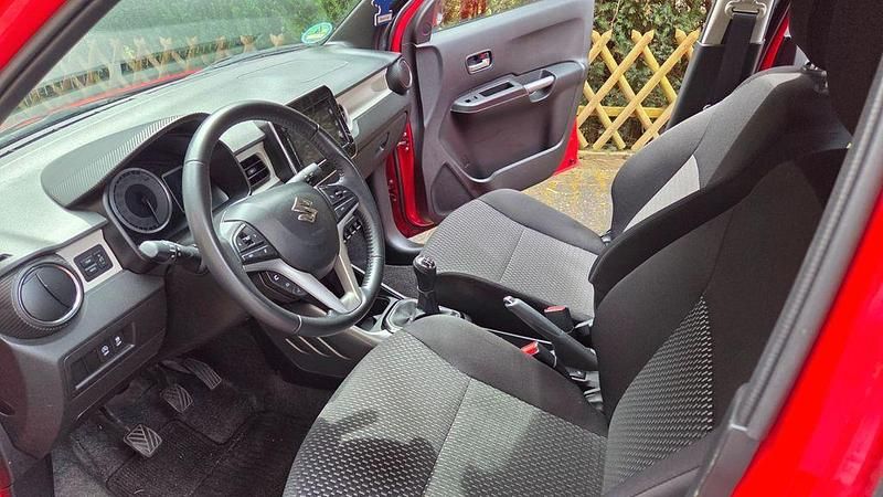 Second-hand Suzuki Ignis Comfort 83 CP (61 kW) 2021 Roșu SUV