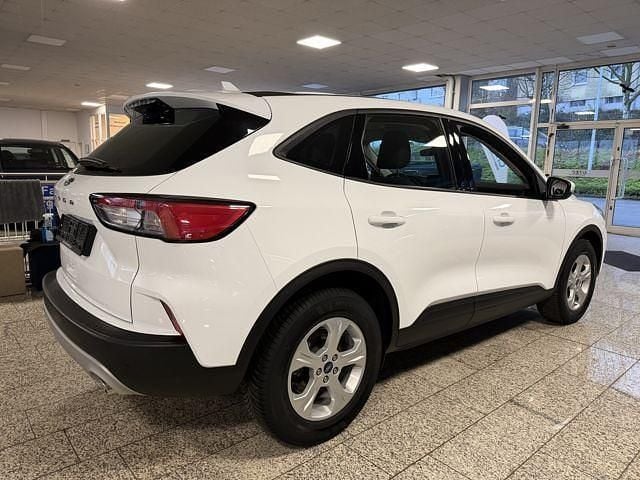 Gebraucht Ford Kuga Cool & Connect 151 PS (111 kW) 2022 Weiss SUV
