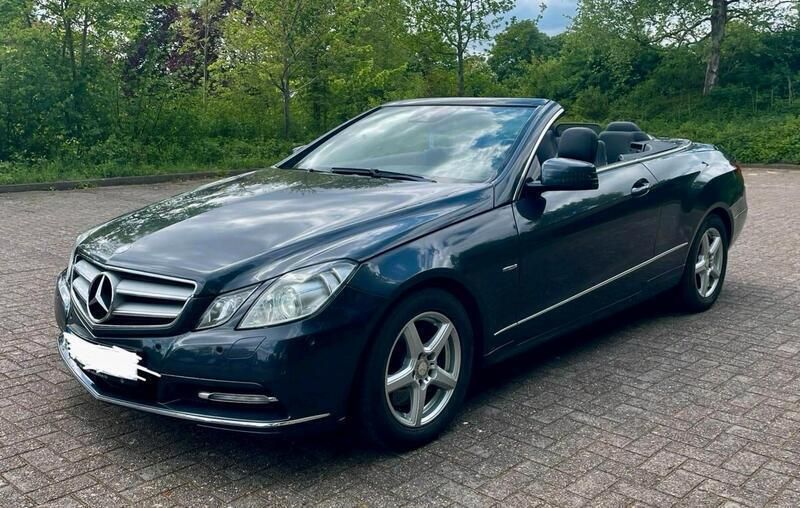 Grau Gebraucht 2012 Mercedes E350 Cabrio | 10.000 € - Bild 1/4
