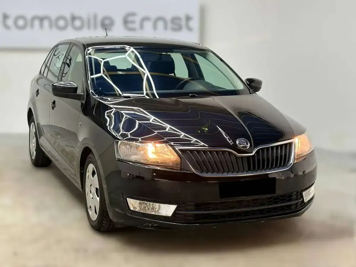 Gebraucht Skoda Rapid Ambition 90 PS (66 kW) 2014 Schwarzmagic perleffekt Kleinwagen