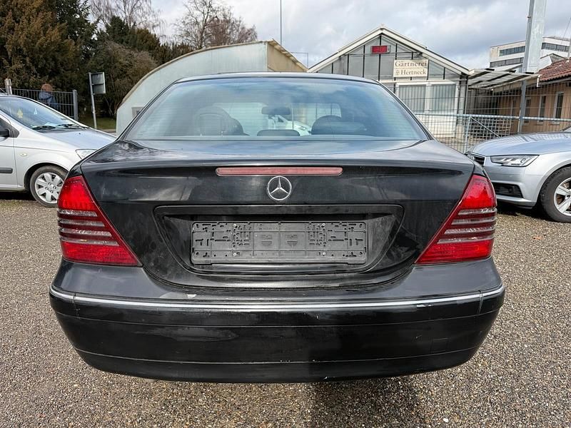 Gebraucht Mercedes C240 170 PS (125 kW) 2000 Schwarz Limousine
