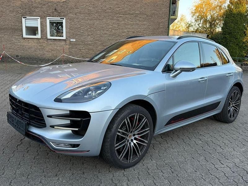 Gebraucht Porsche Macan Turbo Performance Package 441 PS (324 kW) 2017 Silber SUV