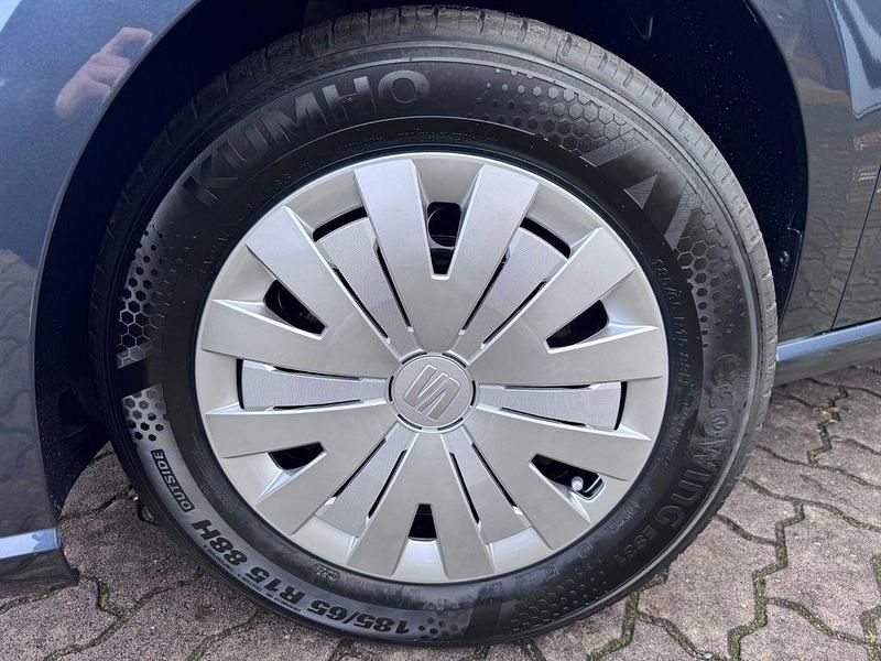 Neu Seat Ibiza Reference 80 PS (58 kW) 2025 Grau Limousine