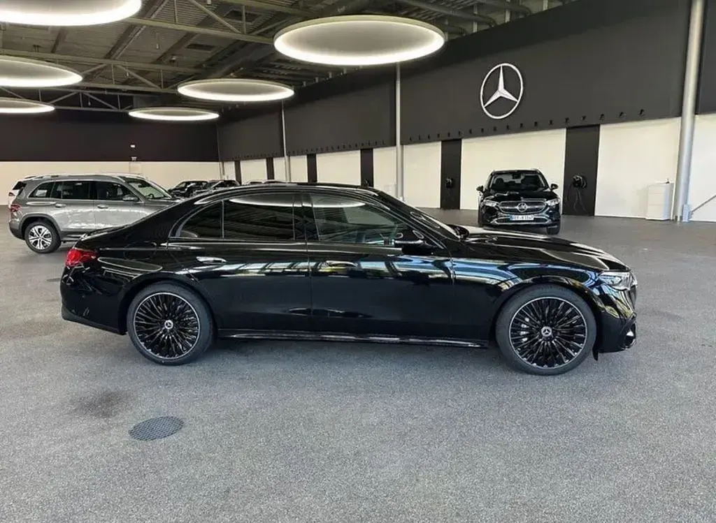 Gebraucht Mercedes E450 AMG 381 PS (280 kW) 2024 Schwarz Limousine