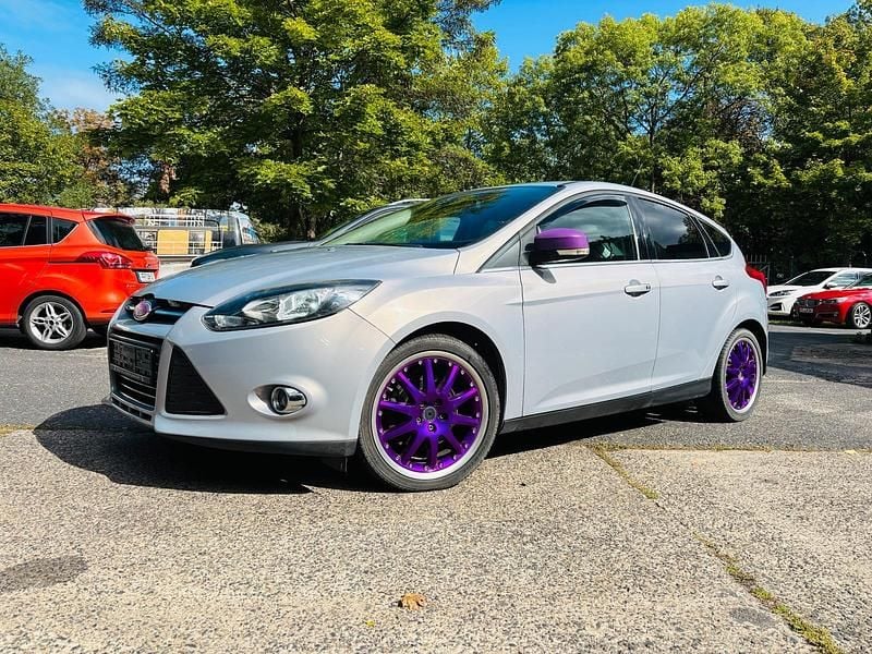 Gebraucht 2011 Ford Focus Titanium Limousine | 3.490 € (Superpreis) - Bild 1/4