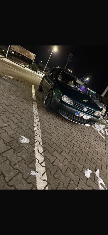 Gebraucht VW Golf III Basis 101 PS (74 kW) 1998 Grün Kleinwagen