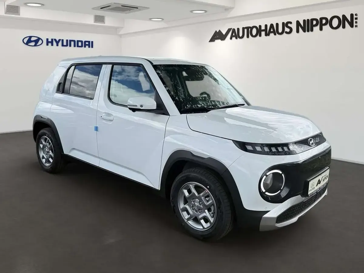 Neu Hyundai Inster Trend 85 kW (116 PS) 2026 Atlas white / sol Kleinwagen