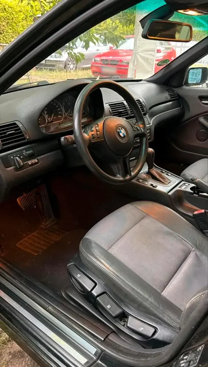 Gebraucht BMW 318 143 PS (105 kW) 2003 Schwarz Kombi