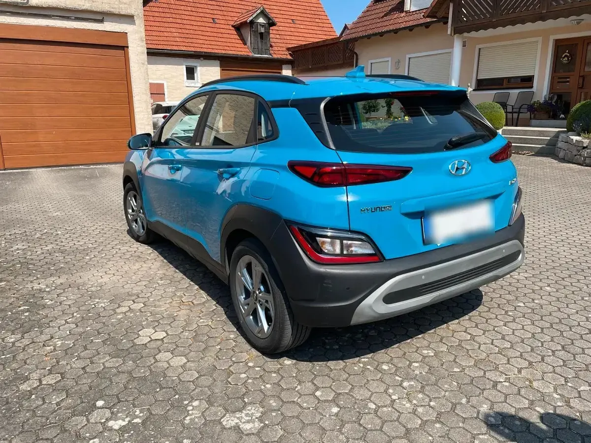 Gebraucht Hyundai Kona Select 120 PS (88 kW) 2021 Blau SUV