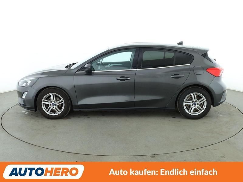 Gebraucht Ford Focus Cool & Connect 125 PS (91 kW) 2021 Grau Limousine