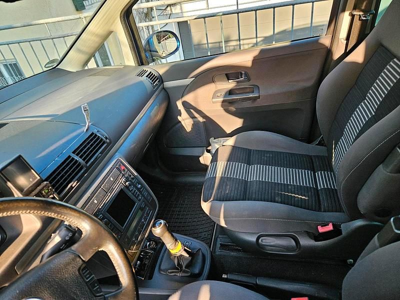 Gebraucht VW Sharan 140 PS (102 kW) 2008 Blau Van / Kleinbus