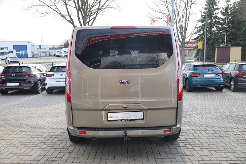 Gebraucht Ford Tourneo Custom 131 PS (96 kW) 2021 Beige Van