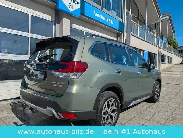 Gebraucht Subaru Forester 150 PS (110 kW) 2021 Grün SUV