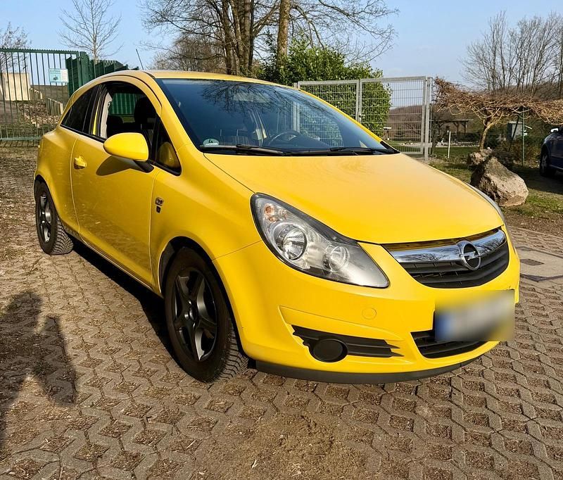 Gebraucht Opel Corsa 69 PS (50 kW) 2010 Gelb Kleinwagen