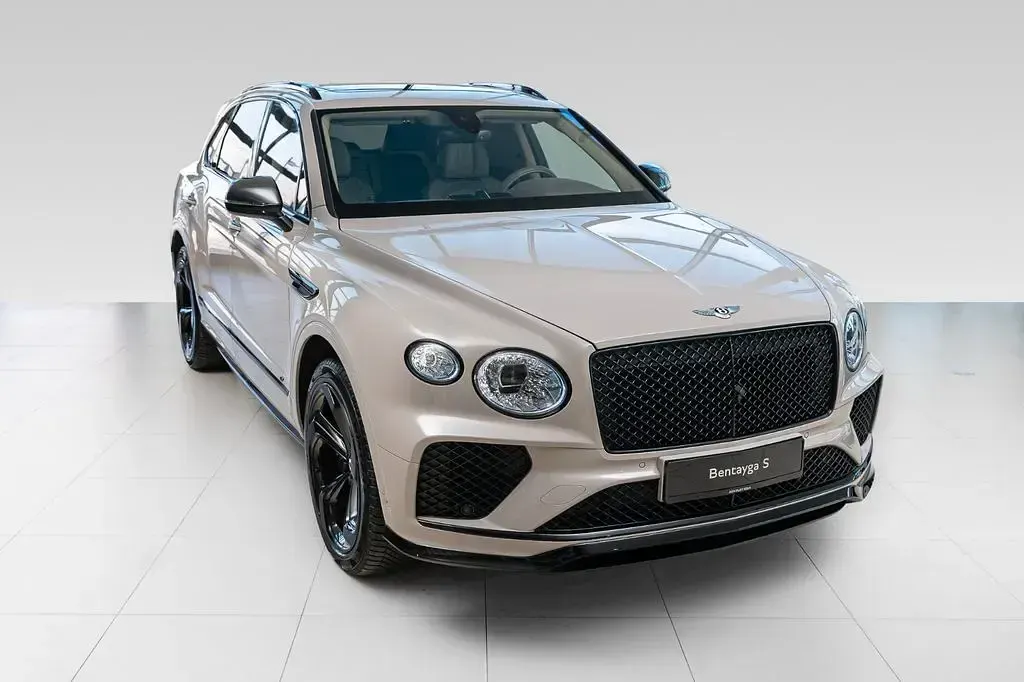 Gebraucht Bentley Bentayga 551 PS (405 kW) 2023 Beige SUV