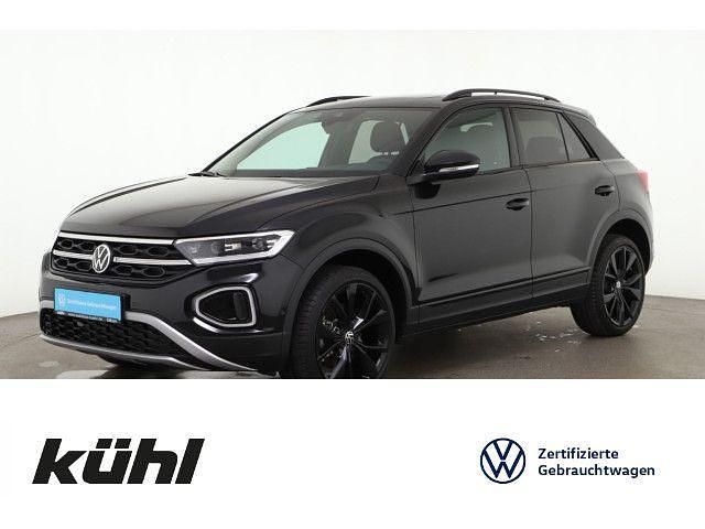 Grenadillschwarz metallic Neu 2025 VW T-Roc Style SUV | 34.980 € (Guter Preis) - Bild 1/4