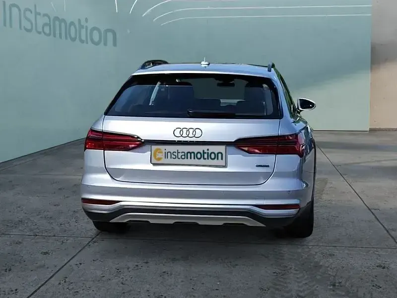 Używany Audi A6 Allroad 204 KM (150 kW) 2022 Srebrny Kombi
