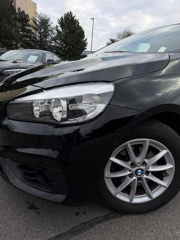 Gebraucht BMW 218 Advantage 136 PS (100 kW) 2017 Schwarz Kombi