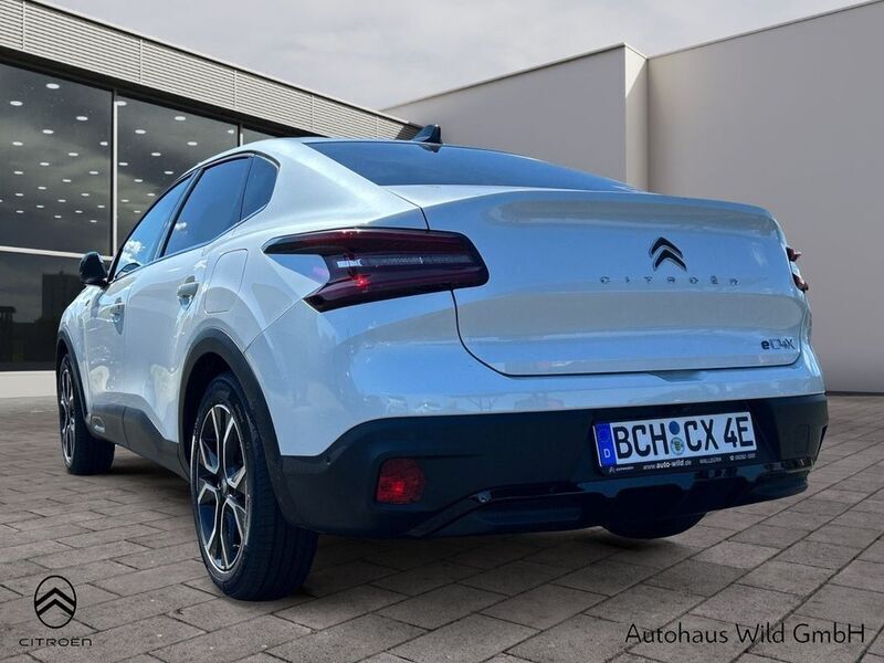 Gebraucht Citroën e-C4 Shine 100 kW (136 PS) 2023 Weiß Limousine