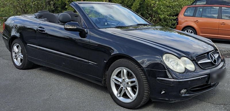 Schwarz Gebraucht 2004 Mercedes CLK320 Cabrio | 4.000 € (Superpreis) - Bild 1/4