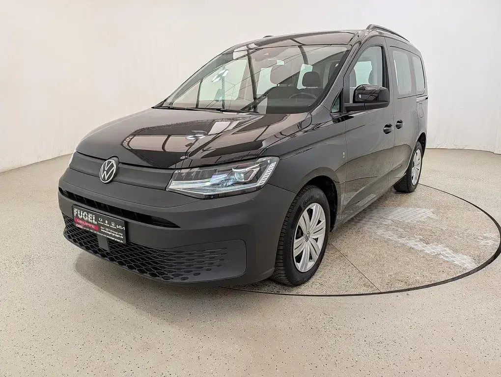 Gebraucht VW Caddy 122 PS (89 kW) 2023 Deep black perleffekt Van / Kleinbus