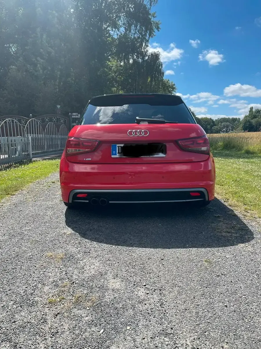 Gebraucht Audi A1 S-Line 185 PS (136 kW) 2014 Rot Kleinwagen