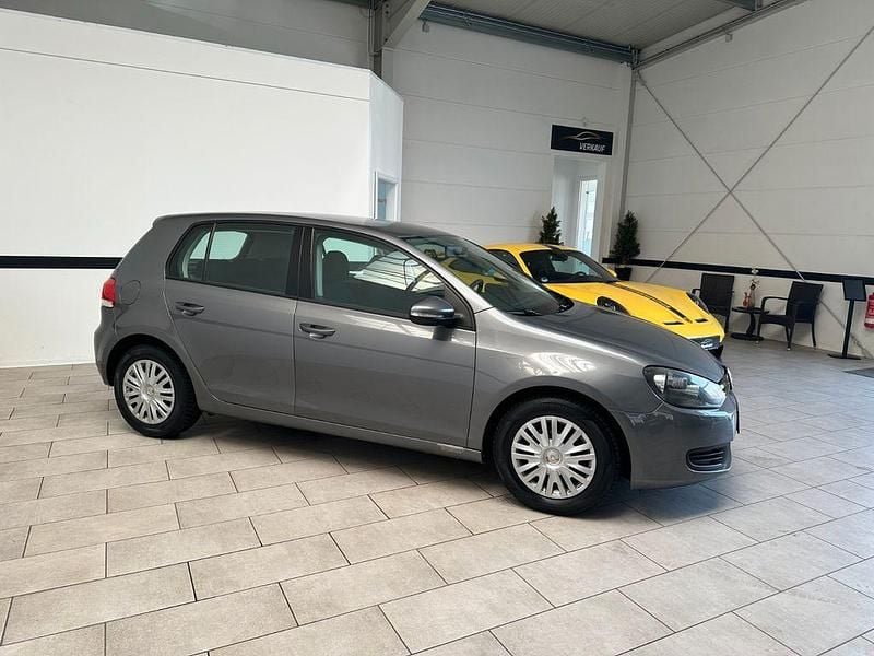 Gebraucht VW Golf VI Trendline 240 PS (176 kW) 2008 Grau Kleinwagen