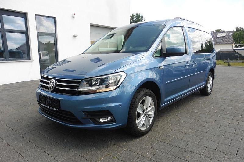 Blau Gebraucht 2016 VW Caddy Maxi Comfortline Van / Kleinbus | 17.290 € (Fairer Preis) - Bild 1/4
