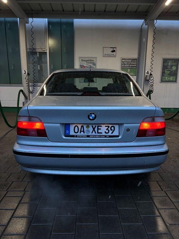 Gebraucht BMW 535 235 PS (172 kW) 1998 Silber Limousine