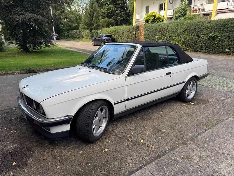 Gebraucht BMW 320 Cabriolet 129 PS (94 kW) 1988 Weiß Cabrio