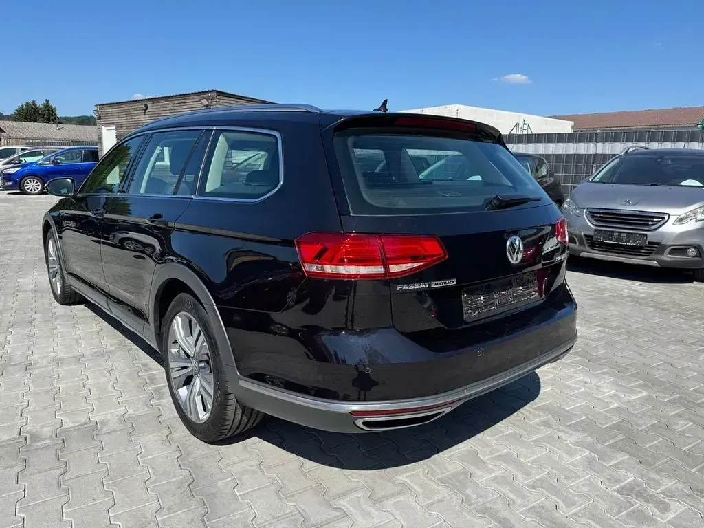 Gebraucht VW Passat 150 PS (110 kW) 2016 Schwarz Limousine