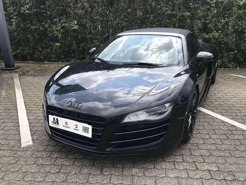 Phantomschwarz perle (metallic) Gebraucht 2010 Audi R8 Spyder Comfort Cabrio | 66.666 € - Bild 1/4