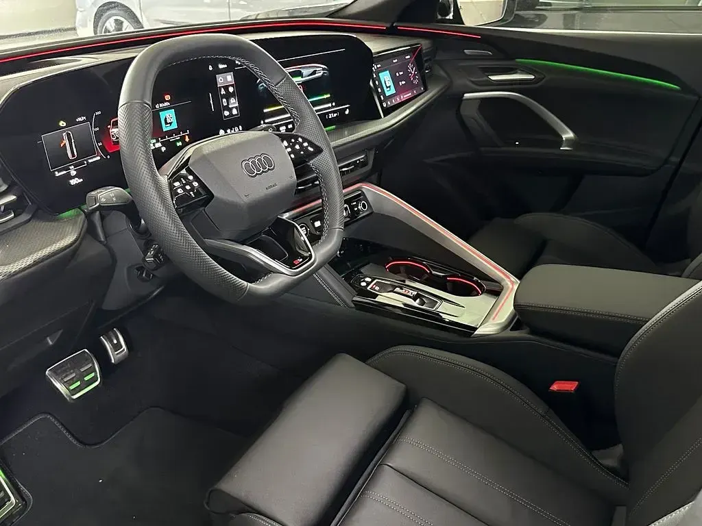 Neu Audi Q5 Sport 204 PS (150 kW) 2026 Schwarz SUV