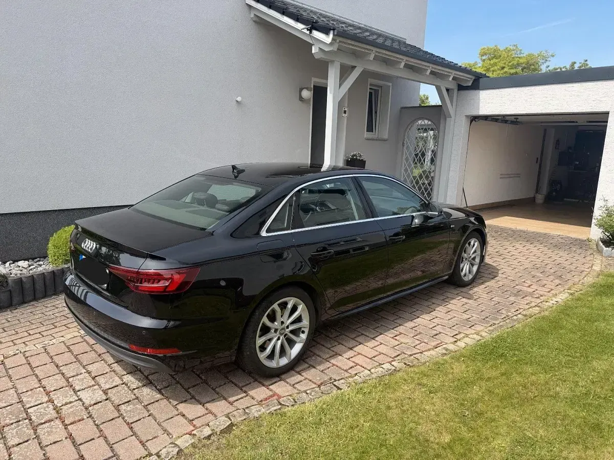Gebraucht Audi A4 S-Line 150 PS (110 kW) 2017 Schwarz Limousine