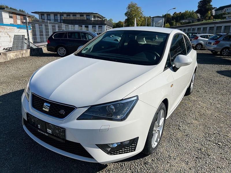 Weiß Gebraucht 2014 Seat Ibiza SC FR Kleinwagen | 6.999 € (Etwas zu teuer) - Bild 1/4