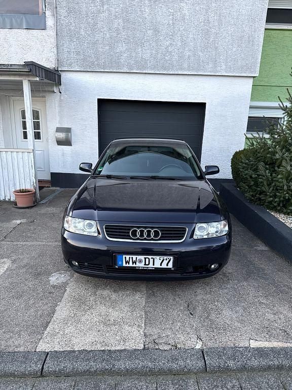 Gebraucht Audi A3 Ambition 131 PS (96 kW) 2002 Blau Kleinwagen