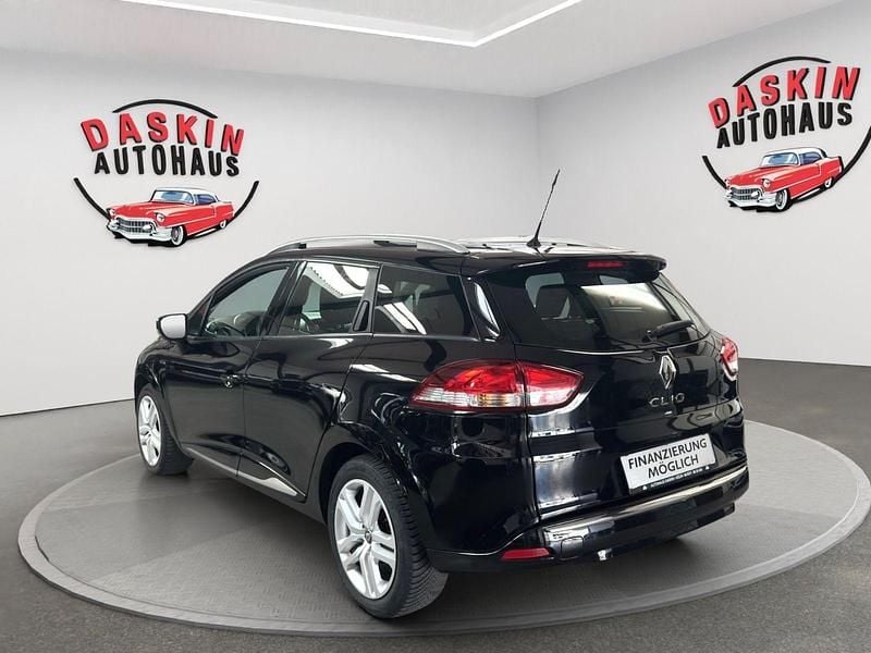 Gebraucht Renault Clio GrandTour LIMITED 76 PS (55 kW) 2020 Schwarz Kombi