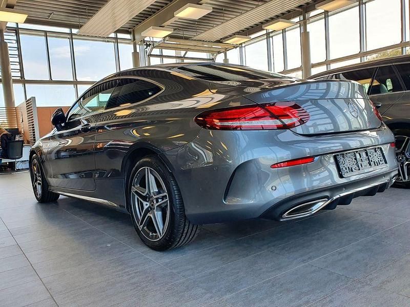 Gebraucht Mercedes C180 AMG 156 PS (114 kW) 2020 Grau Coupé