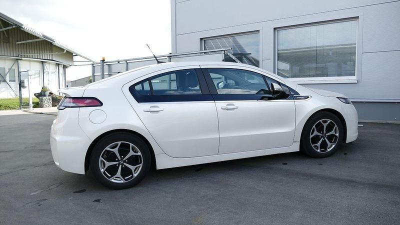 Gebraucht Opel Ampera Edition 151 PS (111 kW) 2013 Weiß Kleinwagen