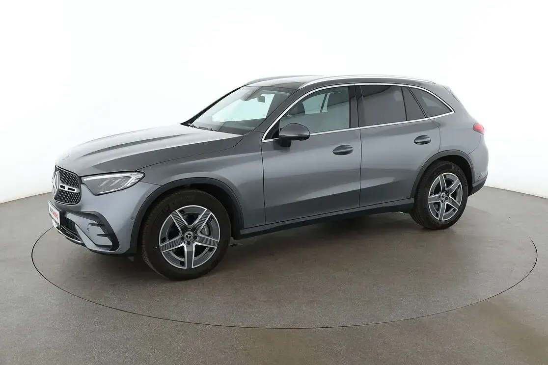 Gebraucht Mercedes GLC220 AMG line 220 PS (161 kW) 2023 SUV