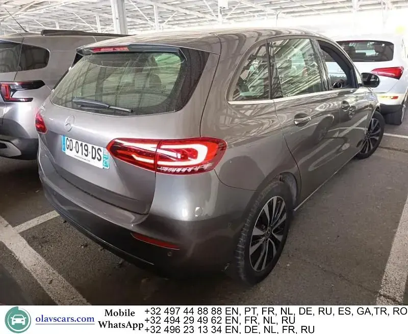 Gebraucht Mercedes B180 116 PS (85 kW) 2021 Grau Kleinwagen
