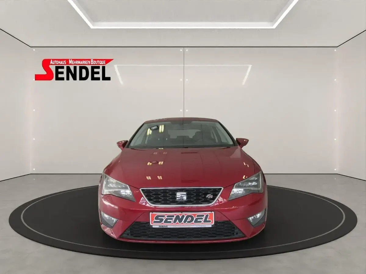 Używany Seat Leon FR 125 KM (91 kW) 2016 Czerwony Coupe