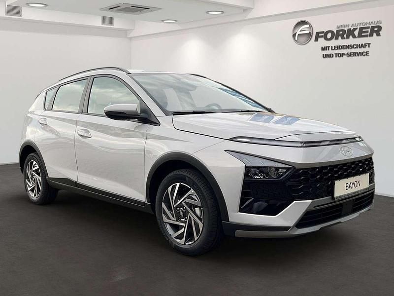 Gebraucht Hyundai Bayon Trend 101 PS (74 kW) 2025 Grau SUV