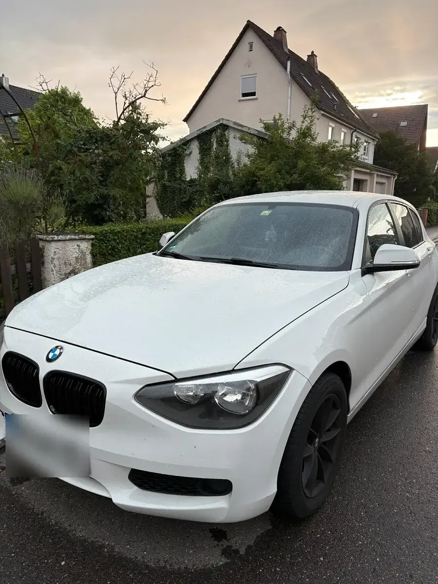 Gebraucht BMW 114 102 PS (75 kW) 2014 Weiß Kleinwagen