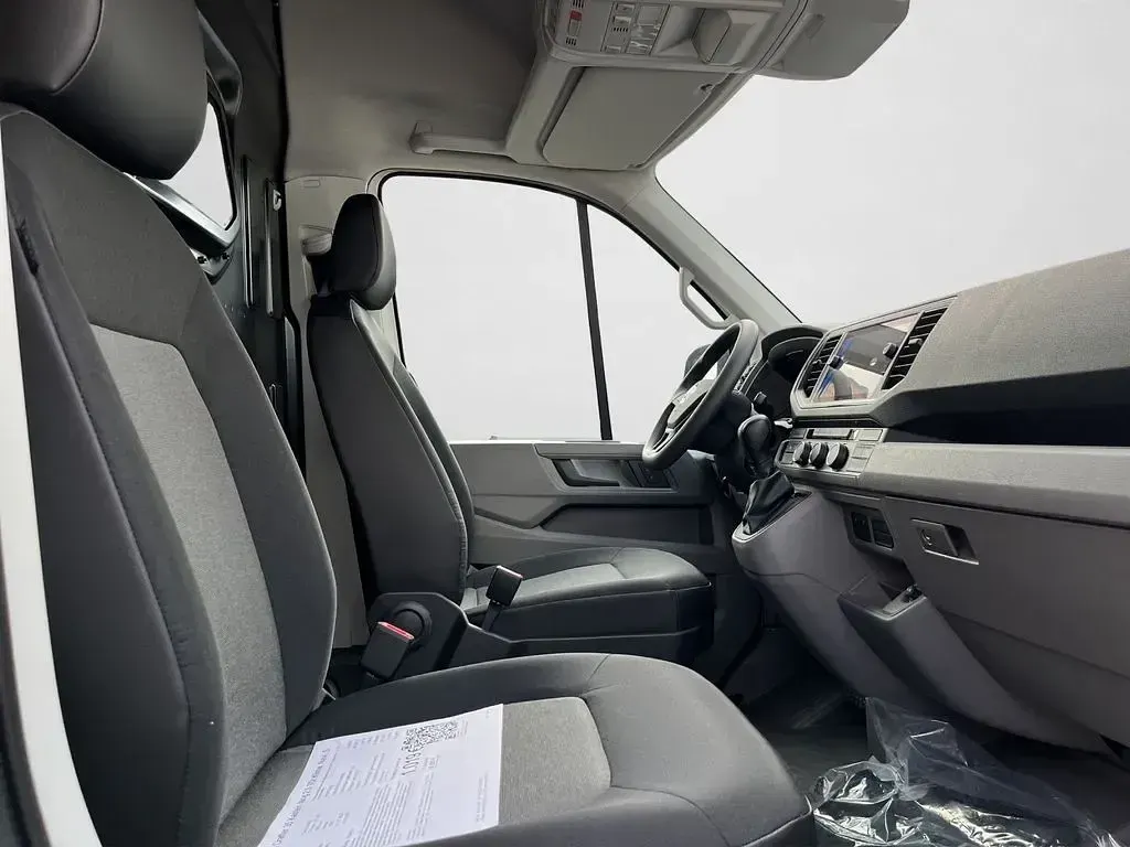Neu VW Crafter S 177 PS (130 kW) 2025 Candyweiß Van